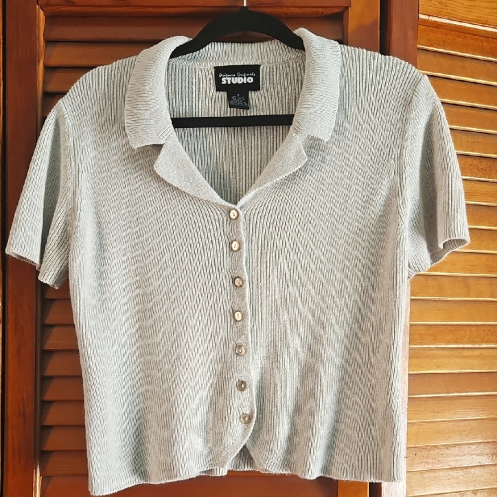 Neuteral Ribbed Button Down Shirt